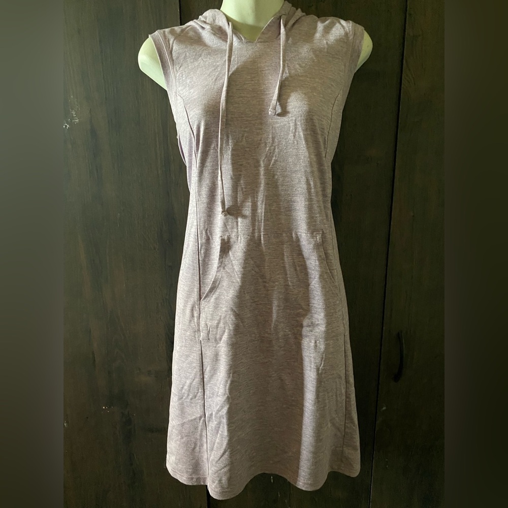 Tek Gear Sleeveless Hooded Dress in Heather Gray very good condition.